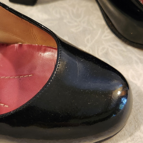 Kate Spade Classic Round Toe Chunky Heel Black Patent Leather Pump - Picture 7 of 8